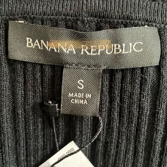 BANANA REPUBLIC Ribbed V-Neck Sweater Dress, Black, Size Small NWT $150 - Picture 11 of 15